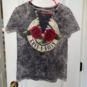 Guns and roses top